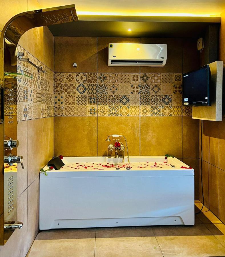 Bbc Luxury Apartments Perintalmanna Dış mekan fotoğraf